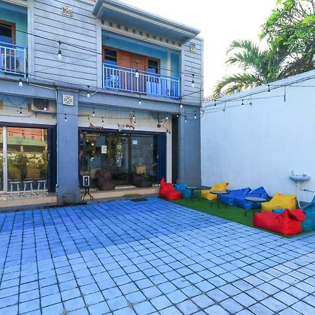 Balini 9 Hostel Денпасар Екстериор снимка