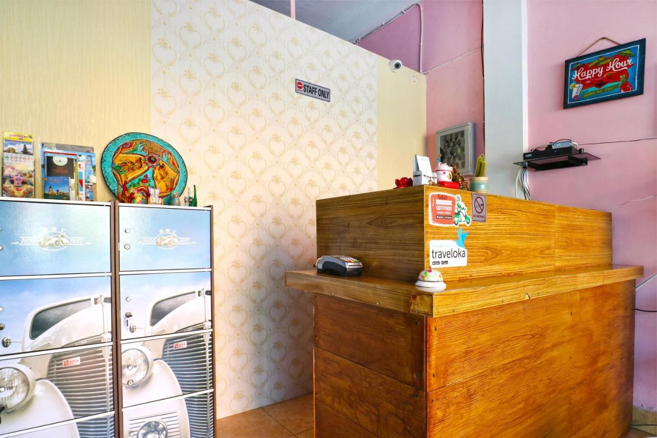 Balini 9 Hostel Денпасар Екстериор снимка