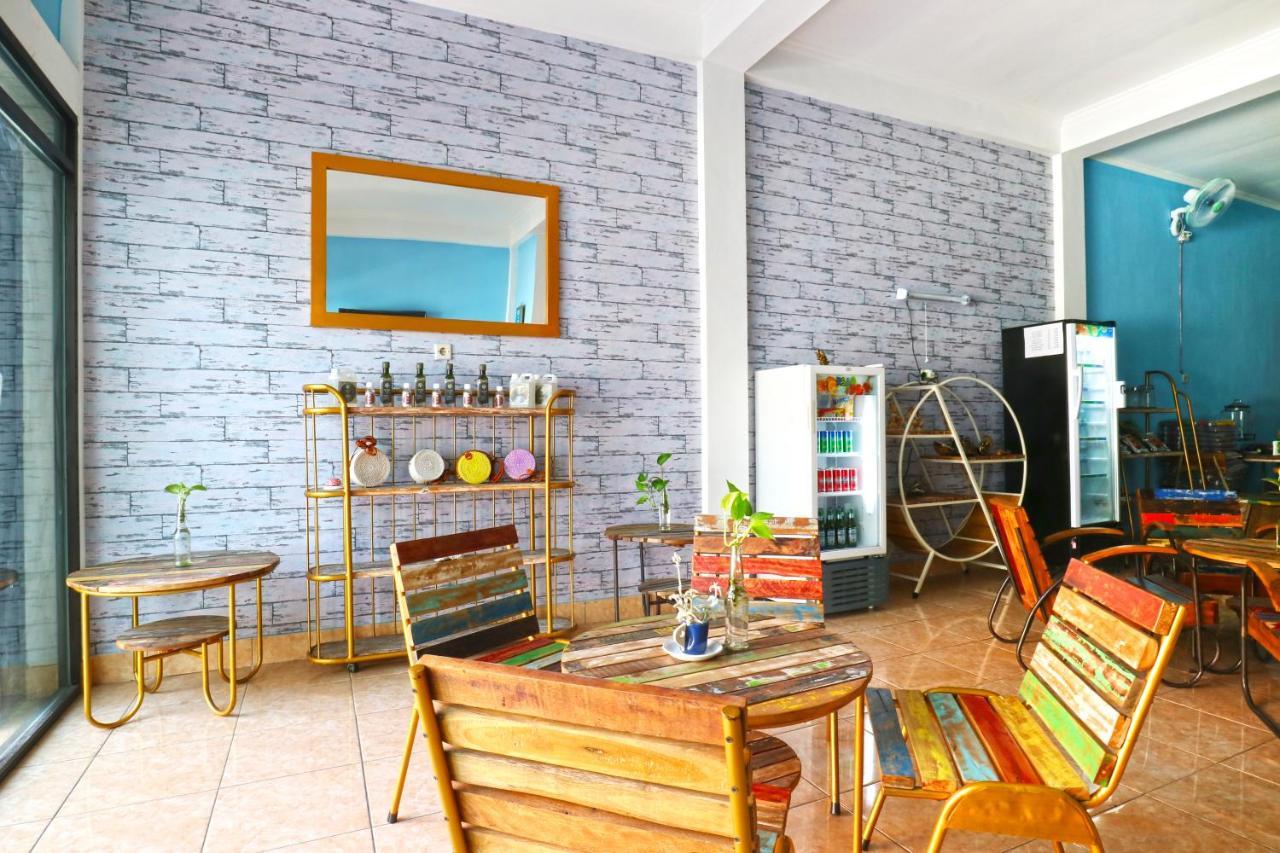 Balini 9 Hostel Денпасар Екстериор снимка
