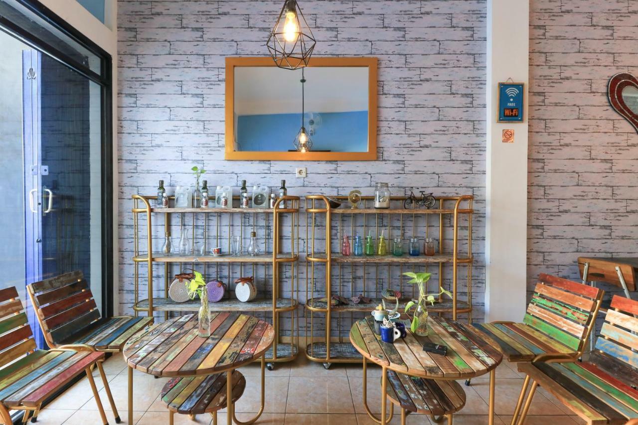 Balini 9 Hostel Денпасар Екстериор снимка