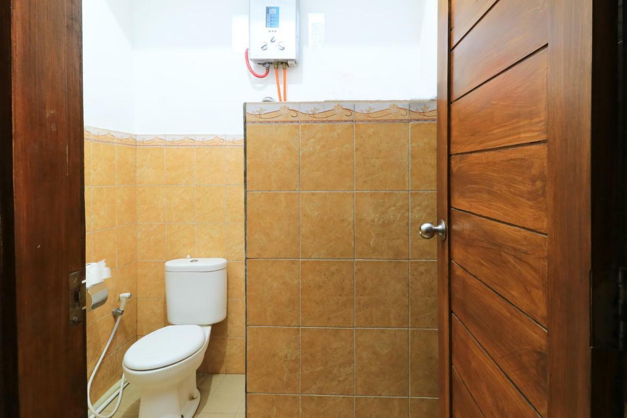 Balini 9 Hostel Денпасар Екстериор снимка
